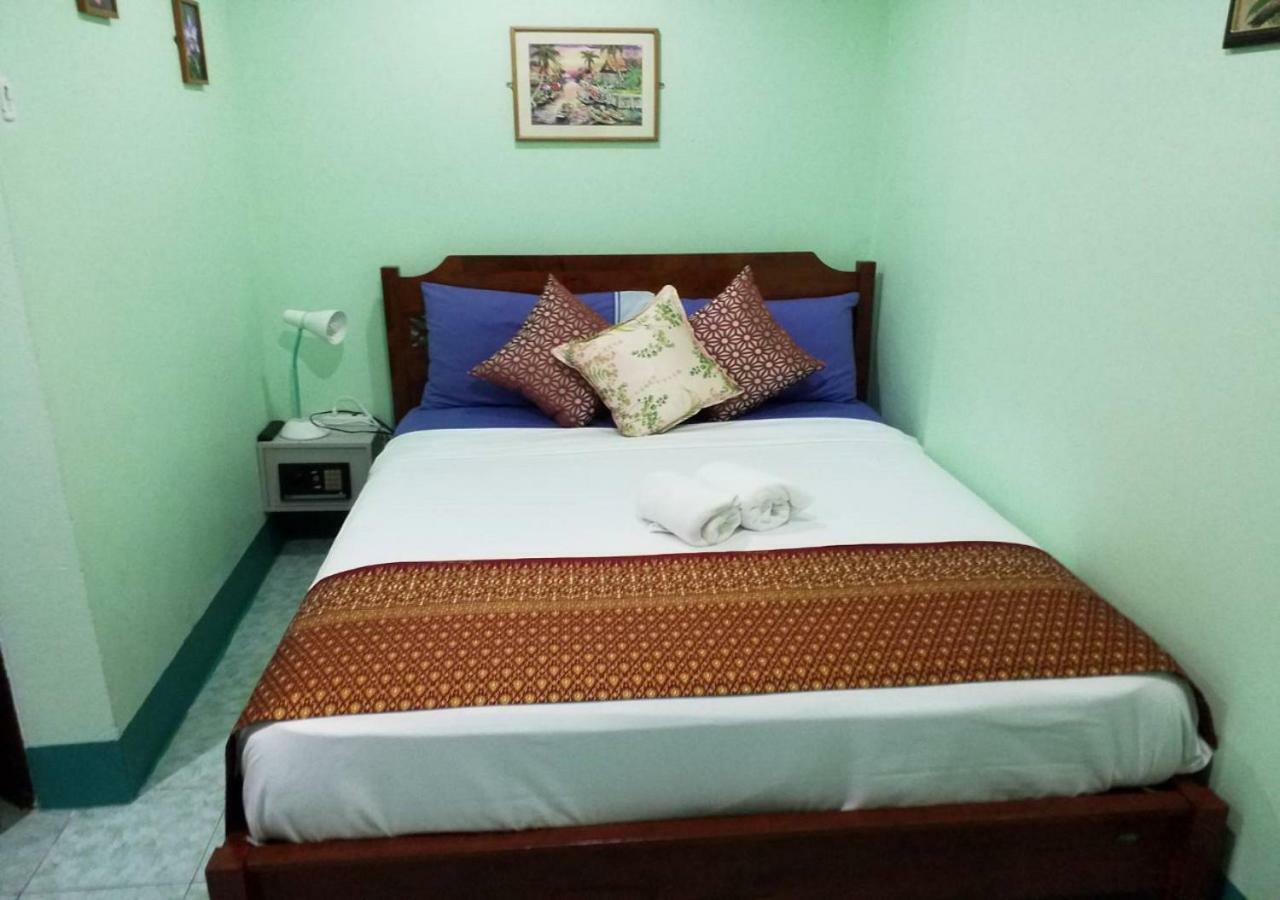 Rung Tawan Hostel Kata Beach  Exterior photo